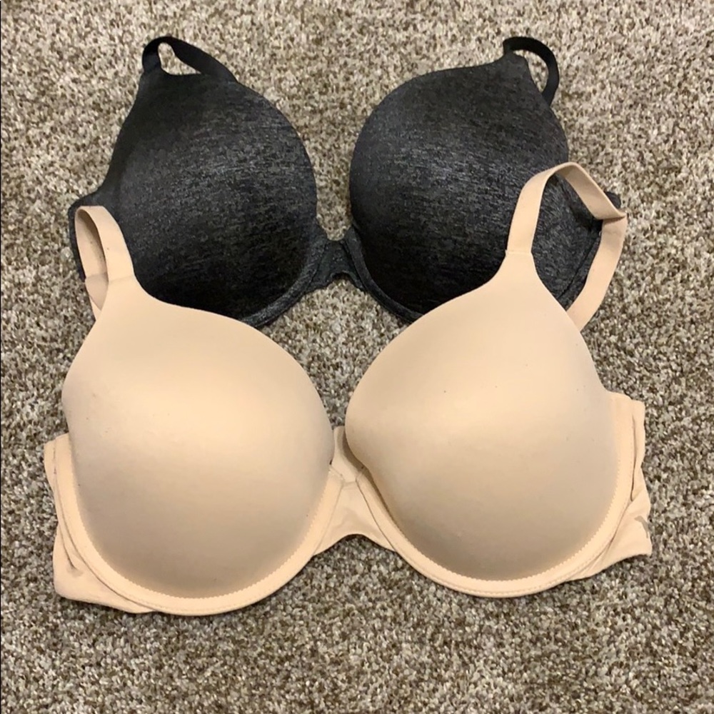 Victoria Secret 34 DD Bras